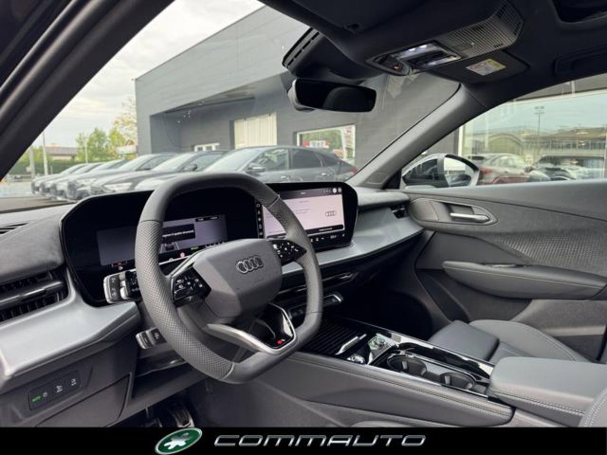 Audi Q3 Sportback 2.0 tfsi S line edition quattro 204cv s-tronic (11)