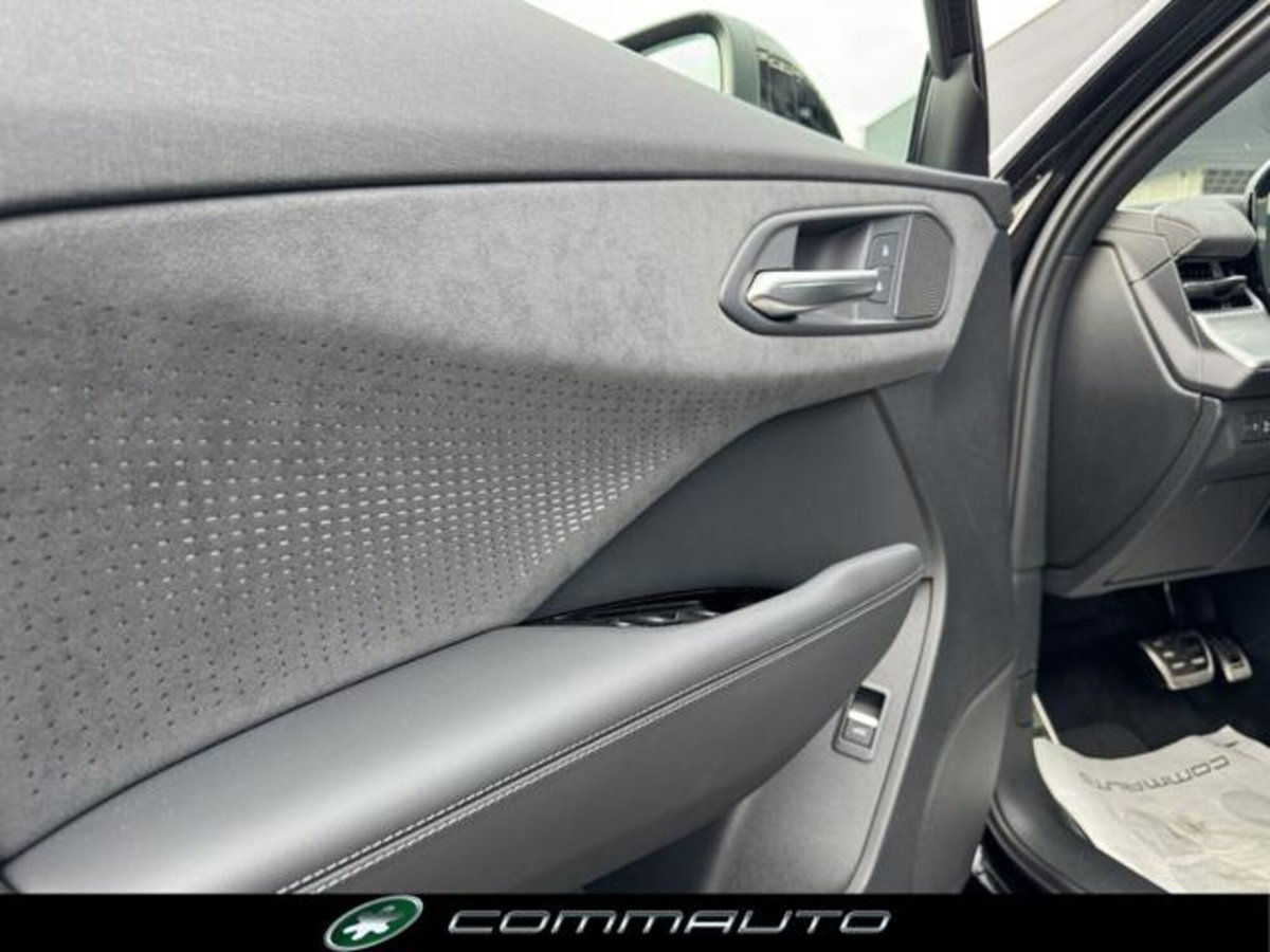 Audi Q3 Sportback 2.0 tfsi S line edition quattro 204cv s-tronic (14)