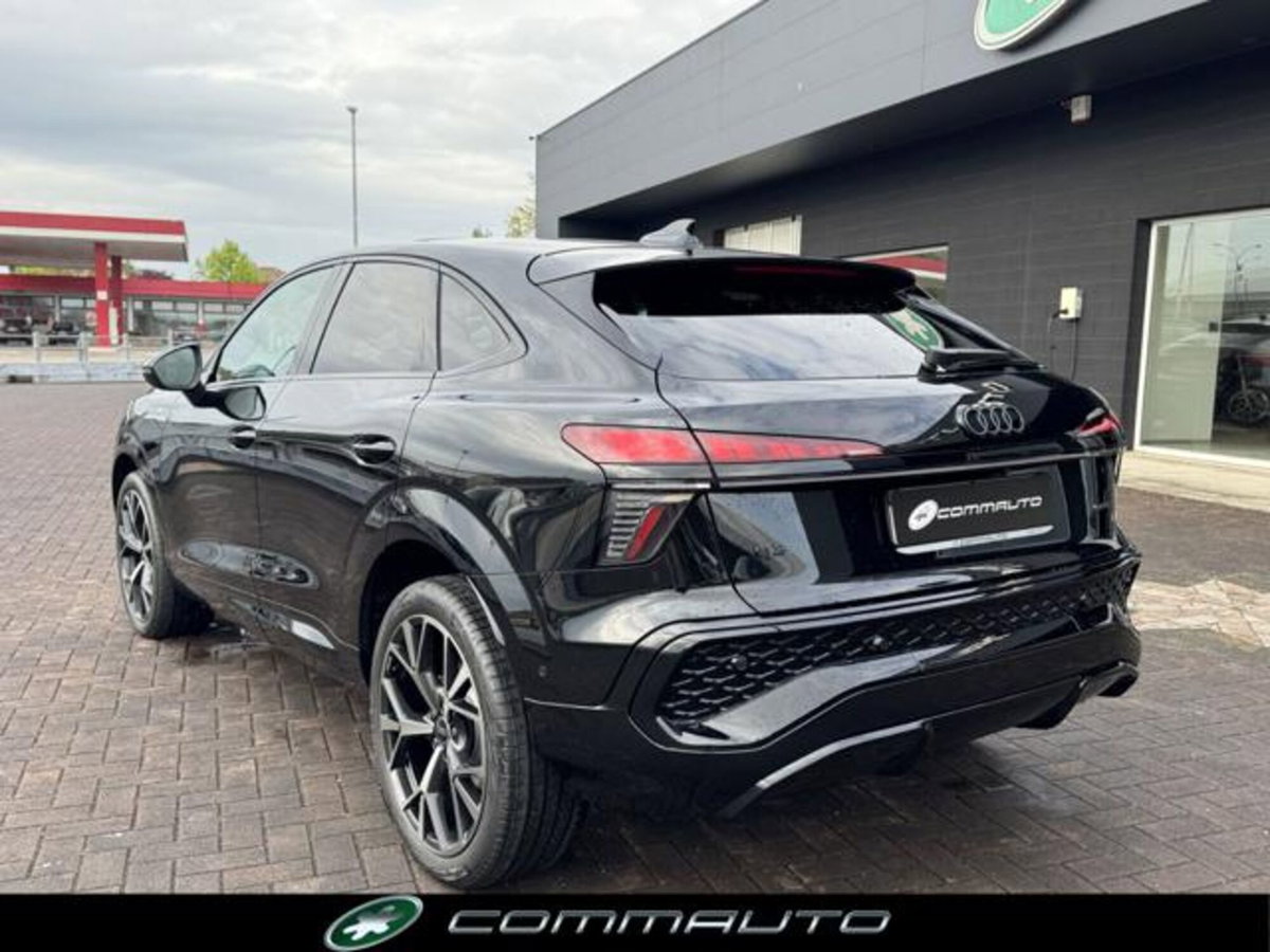 Audi Q3 Sportback 2.0 tfsi S line edition quattro 204cv s-tronic (6)