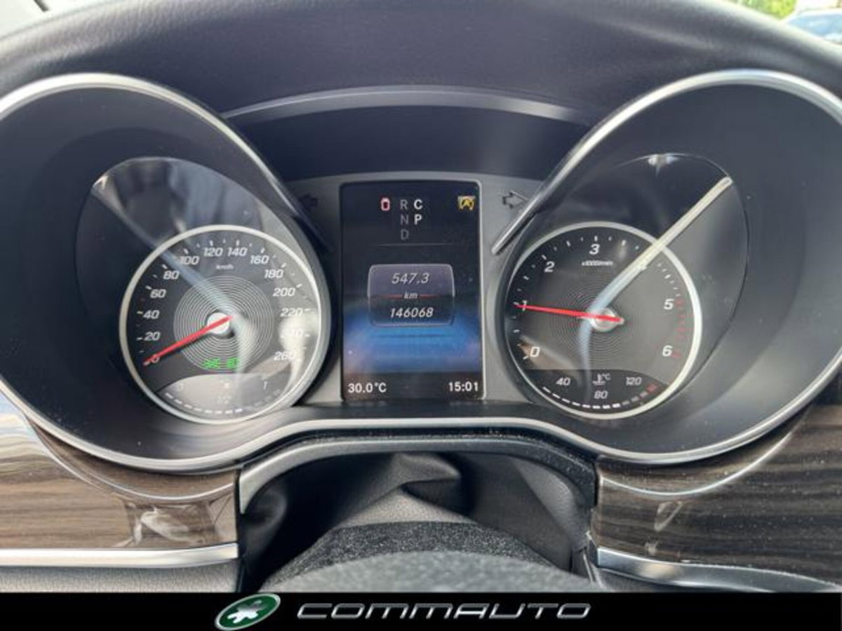 Mercedes-Benz Classe V 220 d Automatic 4Matic Premium Compact (13)