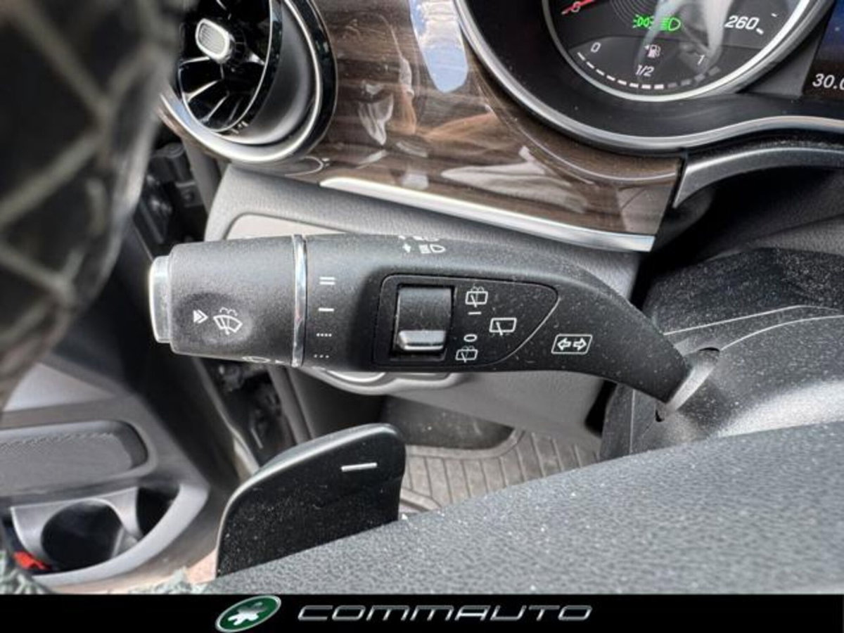 Mercedes-Benz Classe V 220 d Automatic 4Matic Premium Compact (15)