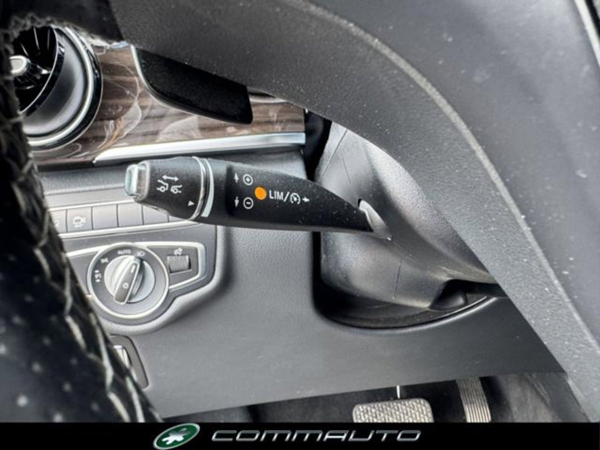 Mercedes-Benz Classe V 220 d Automatic 4Matic Premium Compact (16)