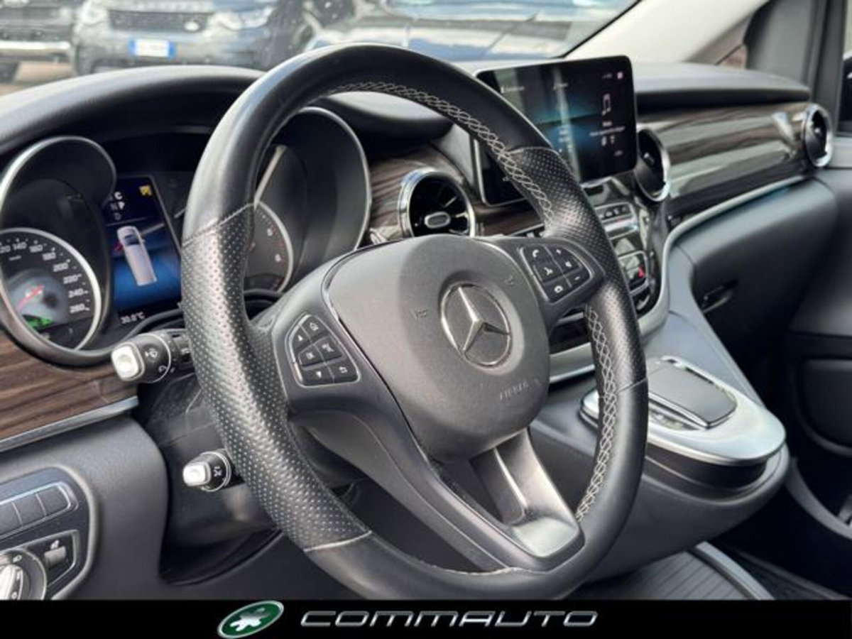 Mercedes-Benz Classe V 220 d Automatic 4Matic Premium Compact (9)