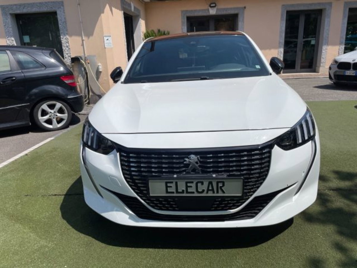 Peugeot 208 PureTech 100 Stop&Start EAT8 5 porte GT Pack (2)
