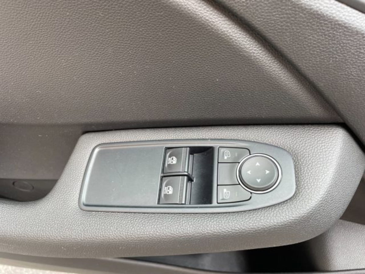 Renault Clio TCe 90 CV 5 porte Equilibre (15)