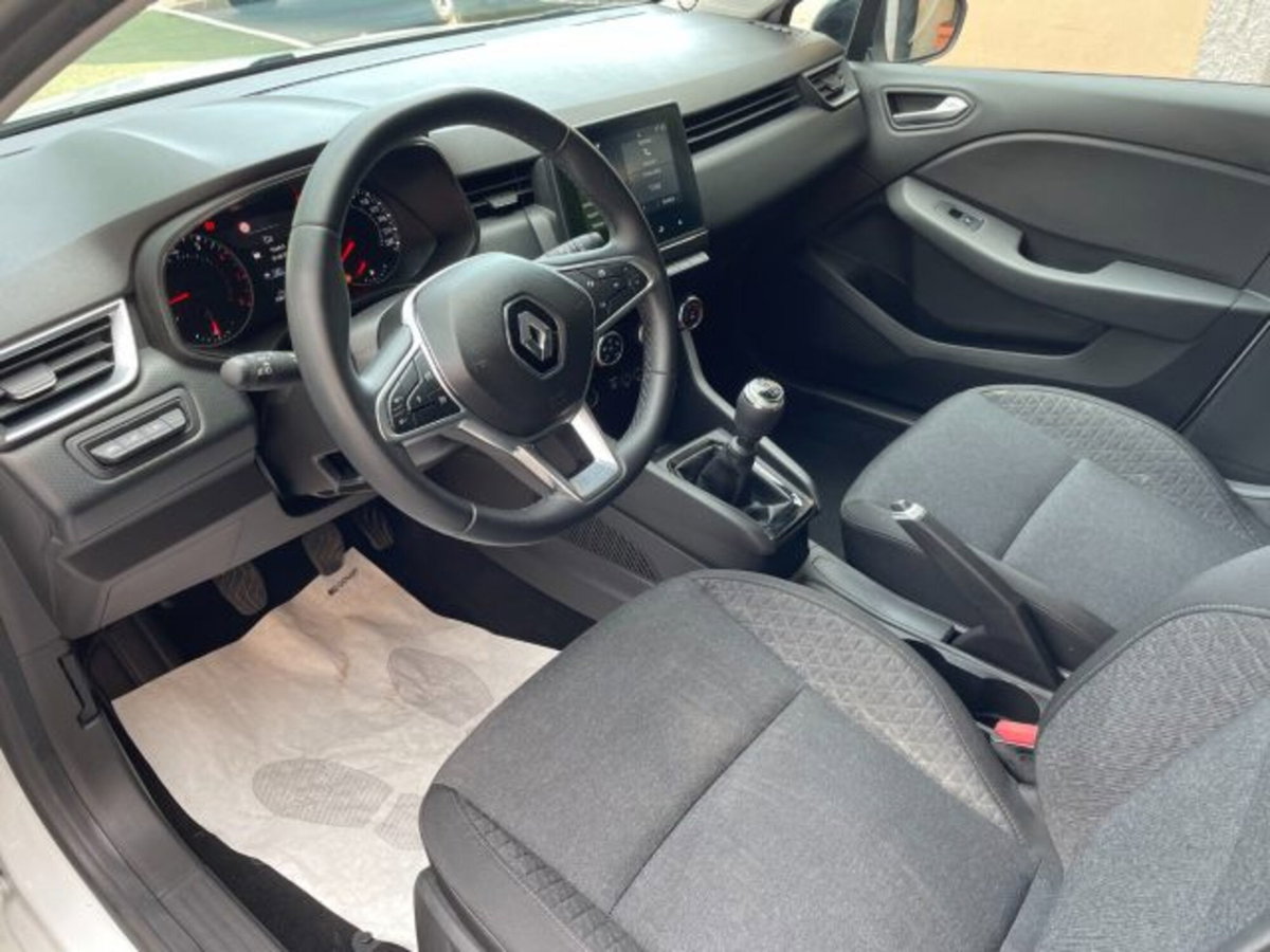Renault Clio TCe 90 CV 5 porte Equilibre (8)