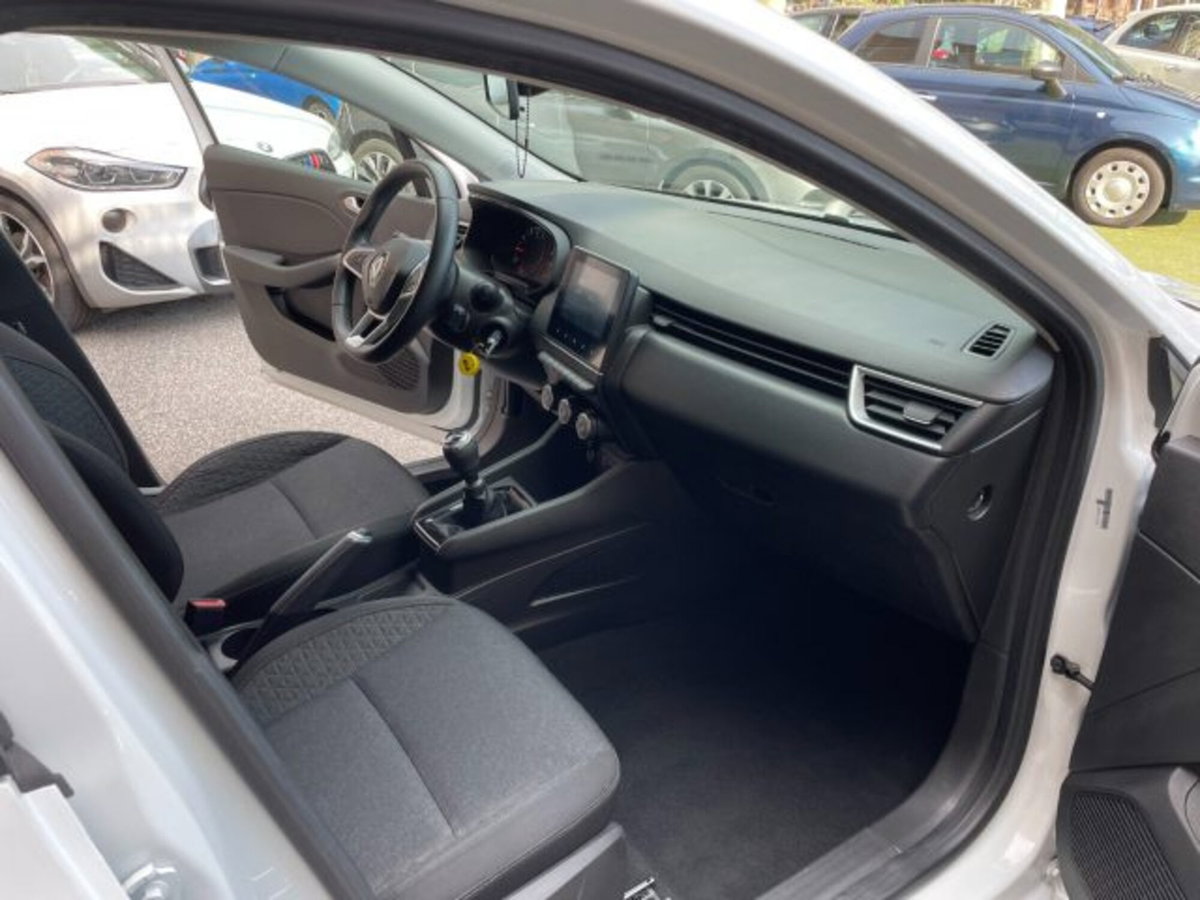 Renault Clio TCe 90 CV 5 porte Equilibre (9)