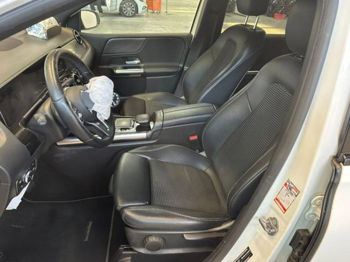 Mercedes-Benz Classe B 180 d Automatic Sport Plus (11)