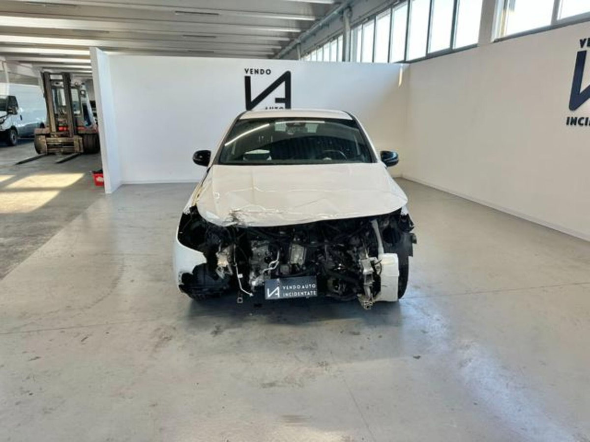 Mercedes-Benz Classe B 180 d Automatic Sport Plus (2)