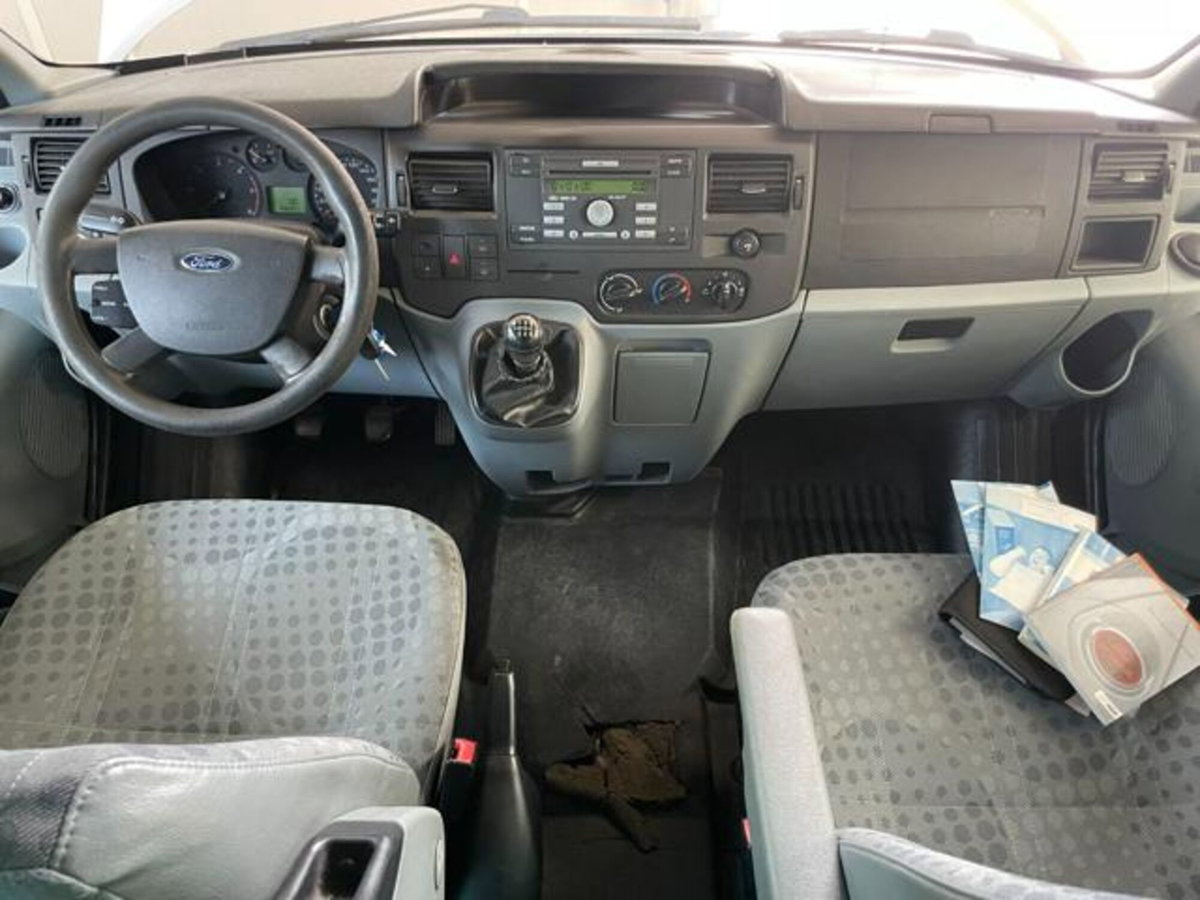 Ford Transit Van Furgone 330L 2.2 TDCi/140 PL-TM Combi (13)