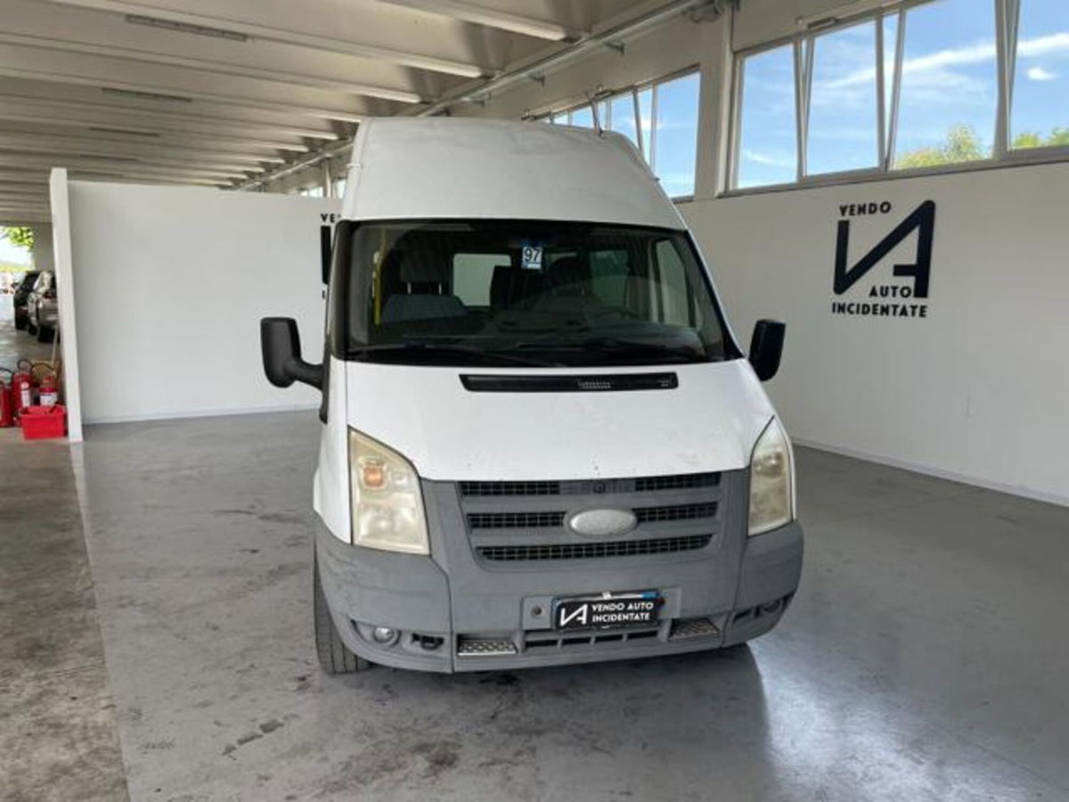 Ford Transit Van Furgone 330L 2.2 TDCi/140 PL-TM Combi (2)