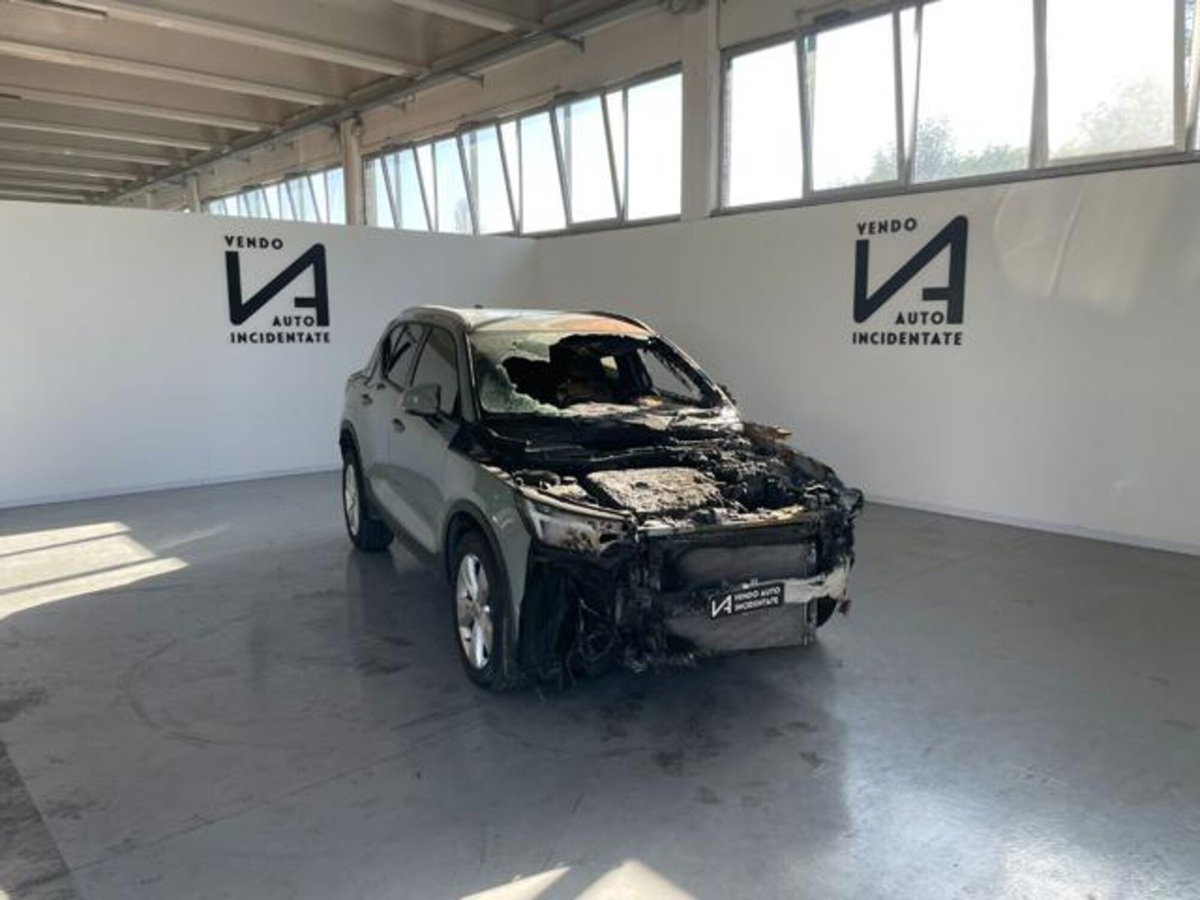 Volvo XC40 B3 automatico Essential