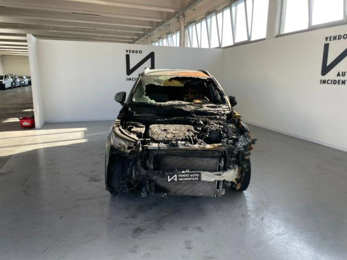 Volvo XC40 B3 automatico Essential (2)