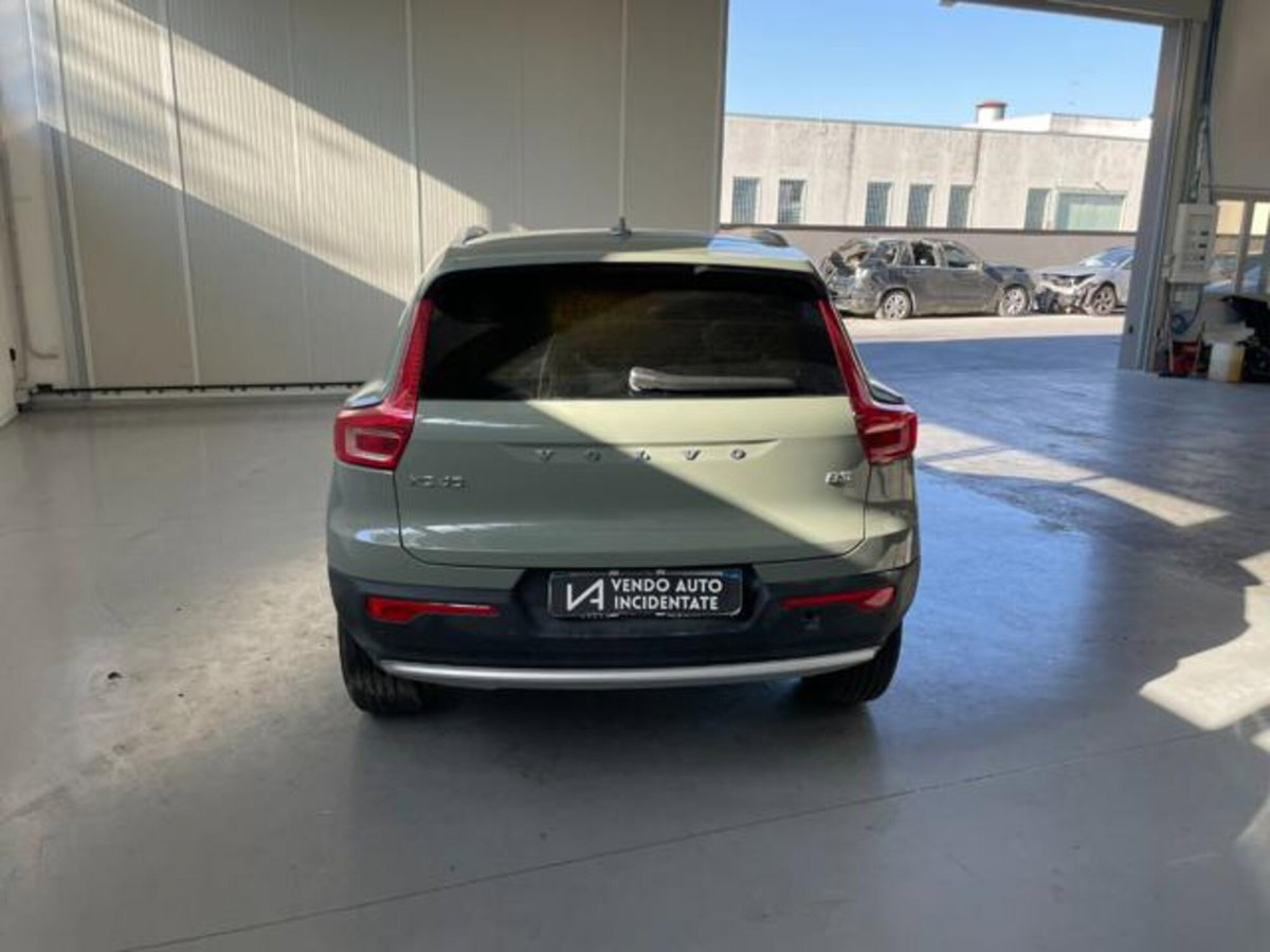 Volvo XC40 B3 automatico Essential (6)