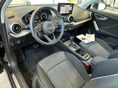 Audi Q2 35 1.5 tfsi Identity Black s-tronic (16)