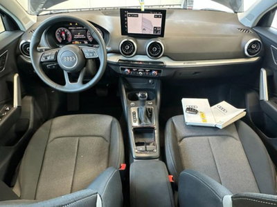 Audi Q2 35 1.5 tfsi Identity Black s-tronic (17)