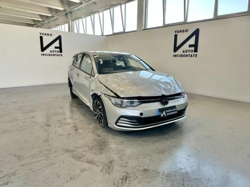 Volkswagen Golf Variant 1.0 eTSI EVO DSG Life