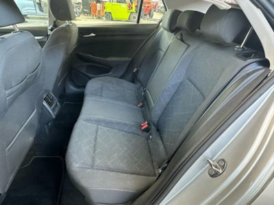 Volkswagen Golf Variant 1.0 eTSI EVO DSG Life (14)