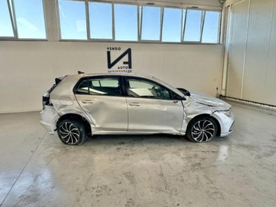 Volkswagen Golf Variant 1.0 eTSI EVO DSG Life (8)