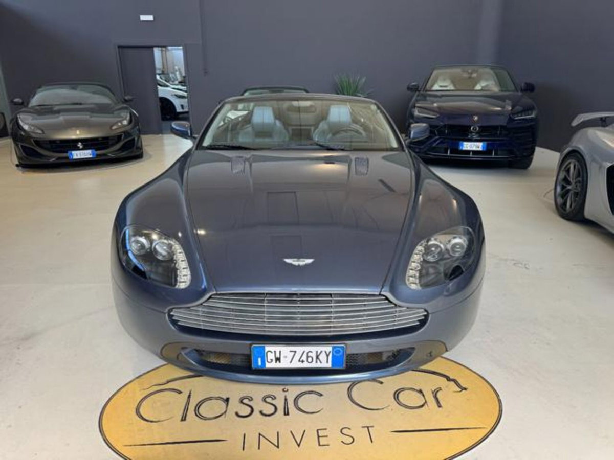 Aston Martin V8 Vantage Cabrio V8 Vantage Roadster (2)