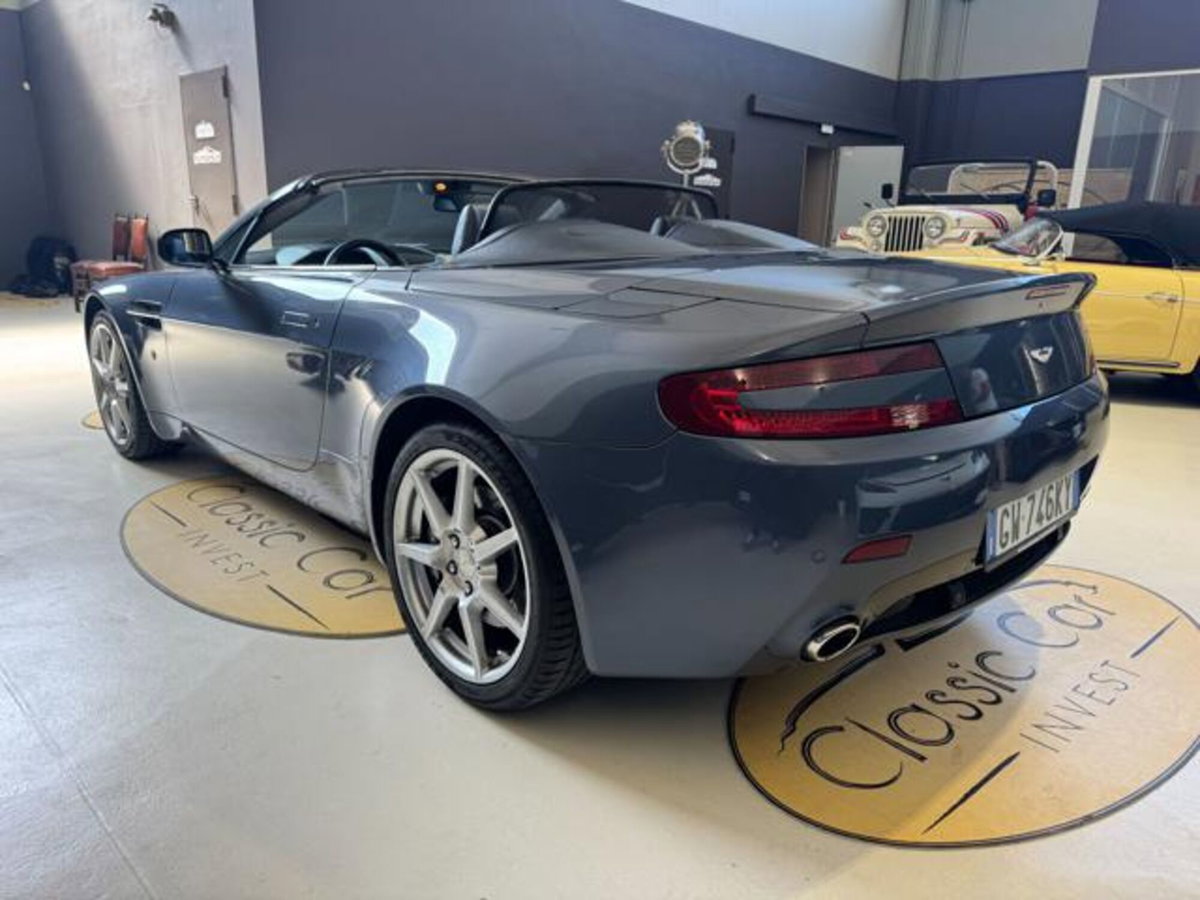Aston Martin V8 Vantage Cabrio V8 Vantage Roadster (4)