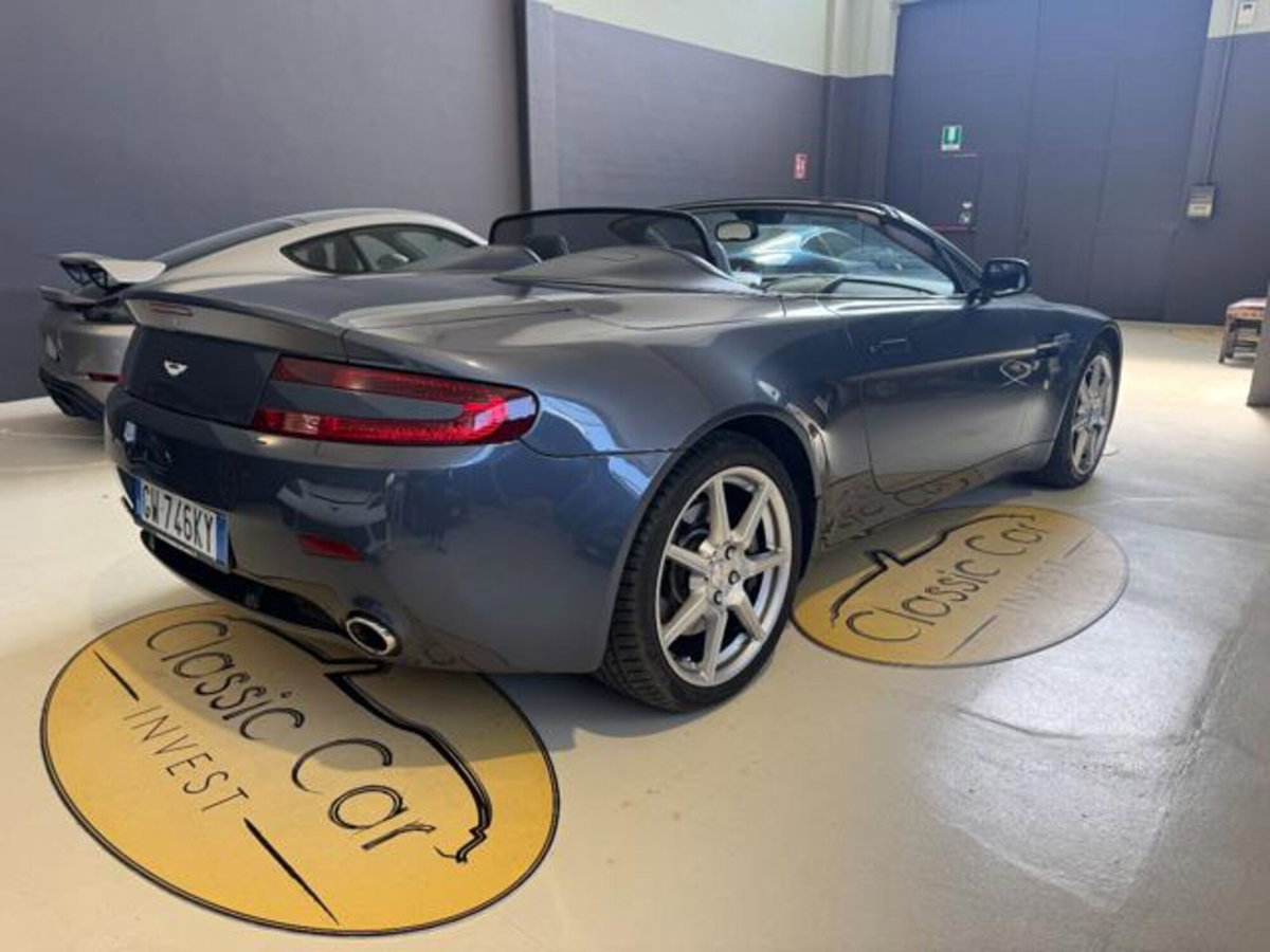 Aston Martin V8 Vantage Cabrio V8 Vantage Roadster (6)