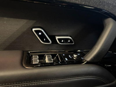 Land Rover Range Rover Sport 3.0D l6 249 CV HSE Dynamic Stealth (13)