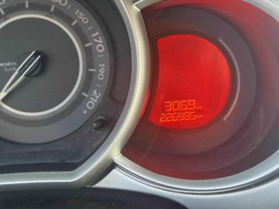 Citroen C3 1.4 VTi 95 Seduction (12)