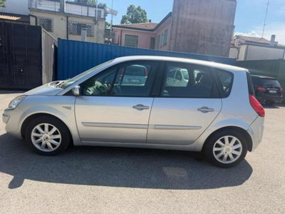 Renault Scenic E-Tech Electric 1.9 dCi/130CV (18)