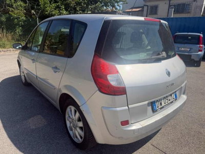Renault Scenic E-Tech Electric 1.9 dCi/130CV (8)