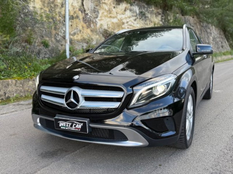 Mercedes-Benz GLA SUV 200 d Automatic Premium