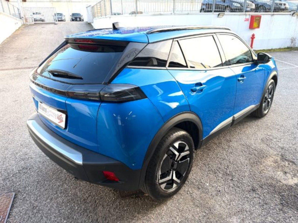 Peugeot 2008 PureTech 100 S&S Allure (4)