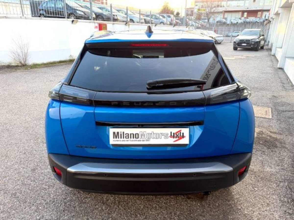 Peugeot 2008 PureTech 100 S&S Allure (7)
