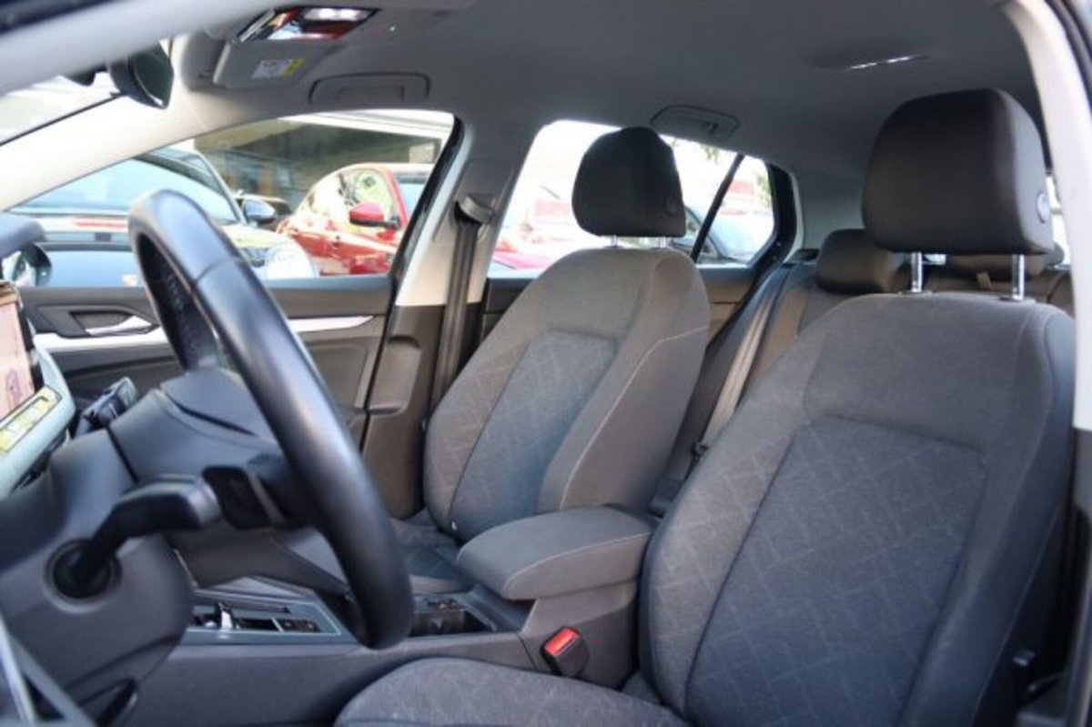 Volkswagen Golf 1.5 eTSI 150 CV EVO ACT DSG Style (11)