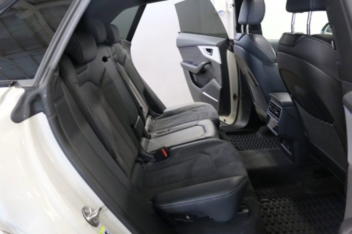 Audi Q8 Q8 55 TFSI quattro tiptronic Sport (12)