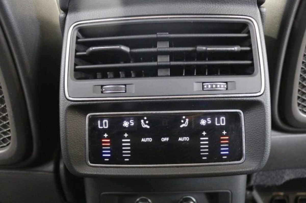Audi Q8 Q8 55 TFSI quattro tiptronic Sport (17)