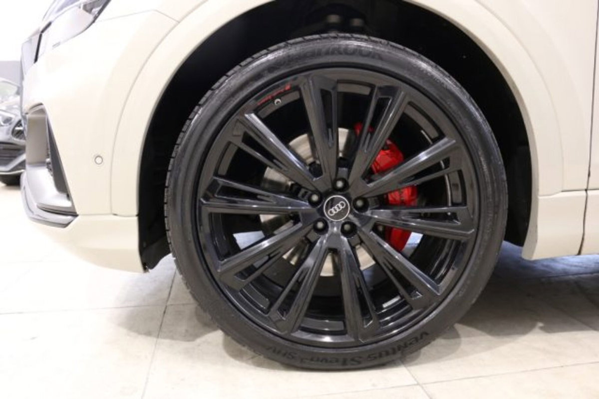 Audi Q8 Q8 55 TFSI quattro tiptronic Sport (8)