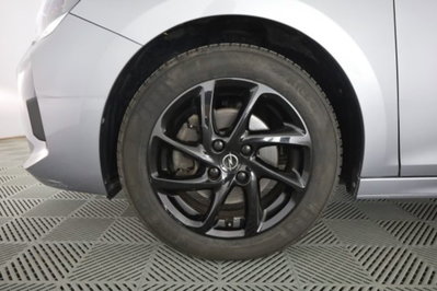 Opel Corsa 1.2 100 CV GS Line (8)