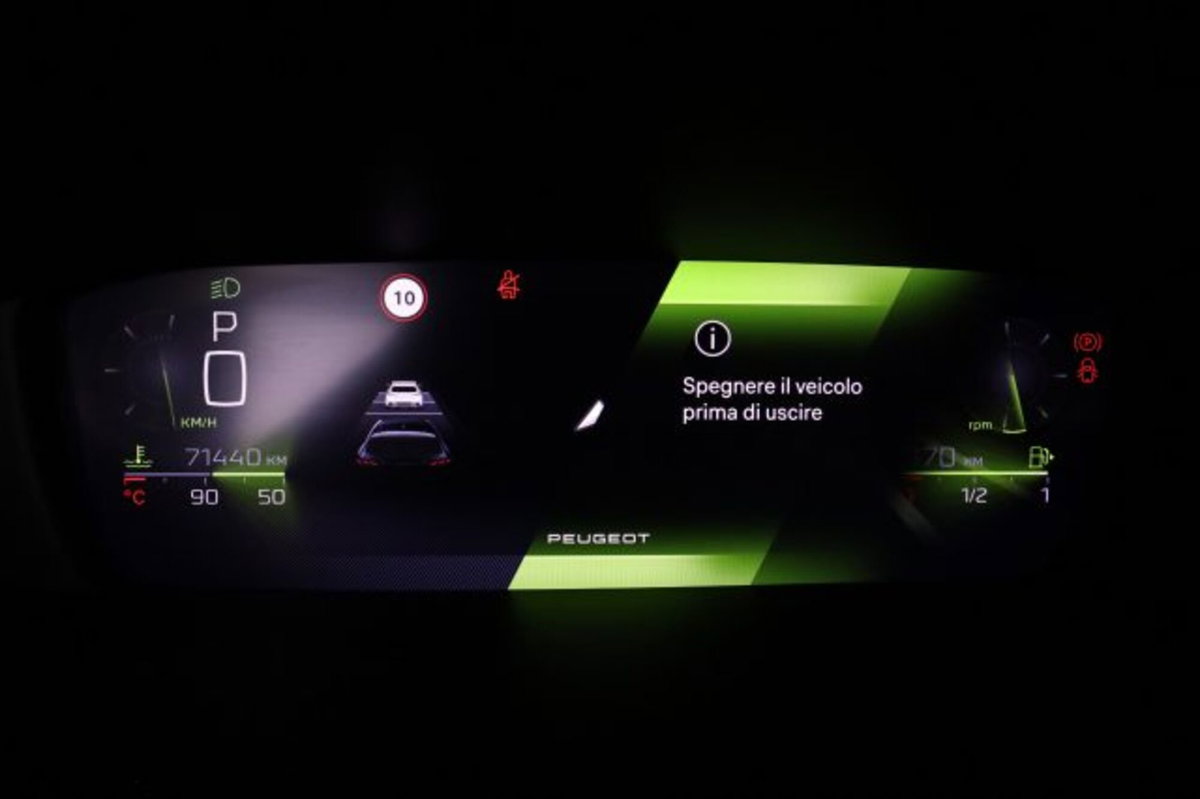 Peugeot 308 PureTech Turbo 130 S&S EAT8 Allure (7)
