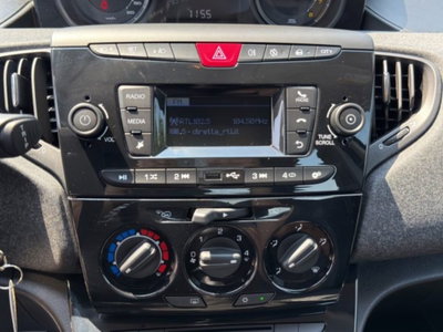 Lancia Ypsilon 1.0 FireFly 5 porte S&S Hybrid Silver Plus (17)