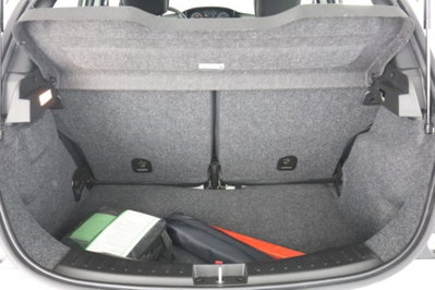 Lancia Ypsilon 1.0 FireFly 5 porte S&S Hybrid Silver Plus (6)