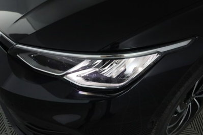 Volkswagen Golf Variant 1.0 eTSI EVO DSG Life (9)