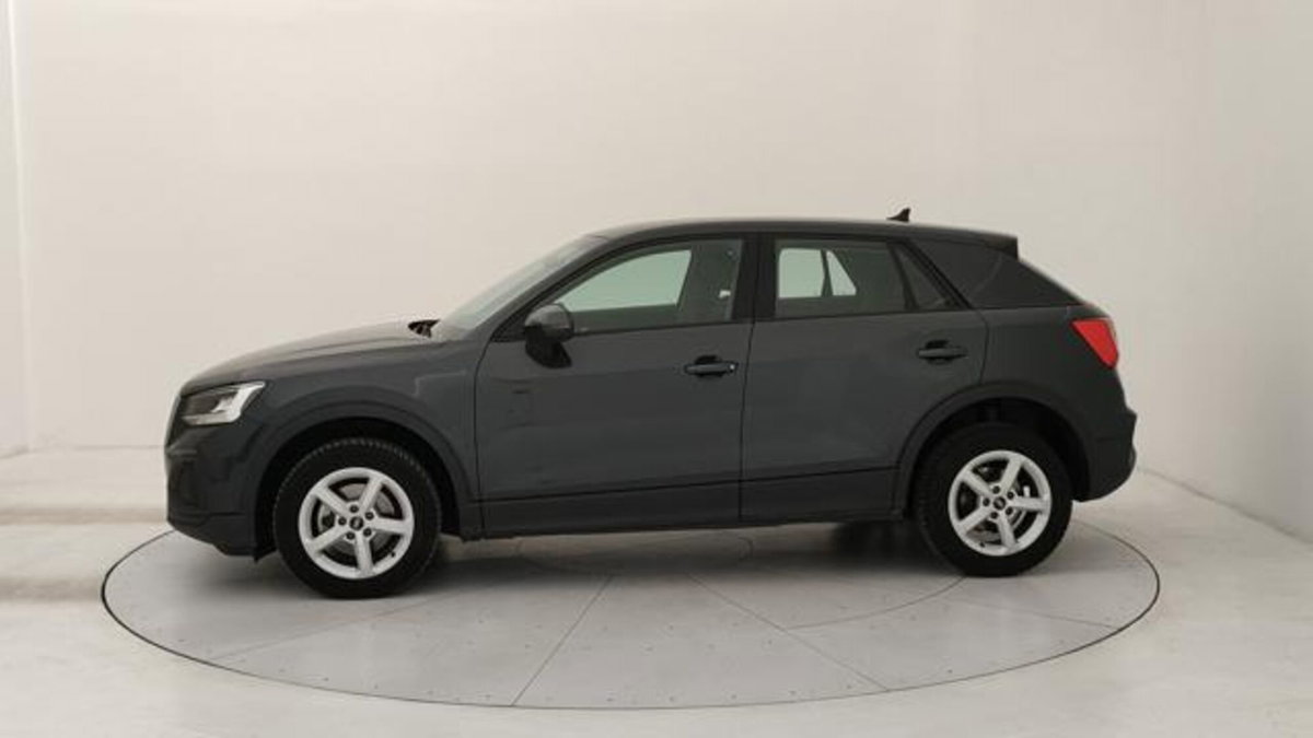Audi Q2 Q2 30 TDI (2)