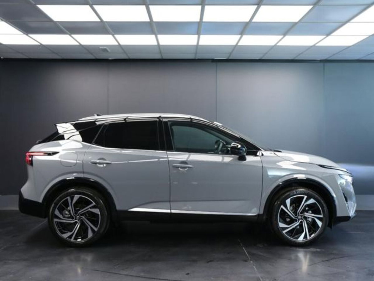 Nissan Qashqai 1.3 mhev Tekna 4wd 158cv xtronic (6)