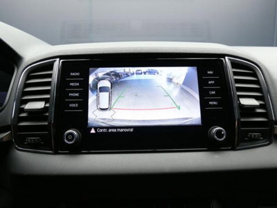 Skoda Karoq 1.5 tsi Executive dsg (15)
