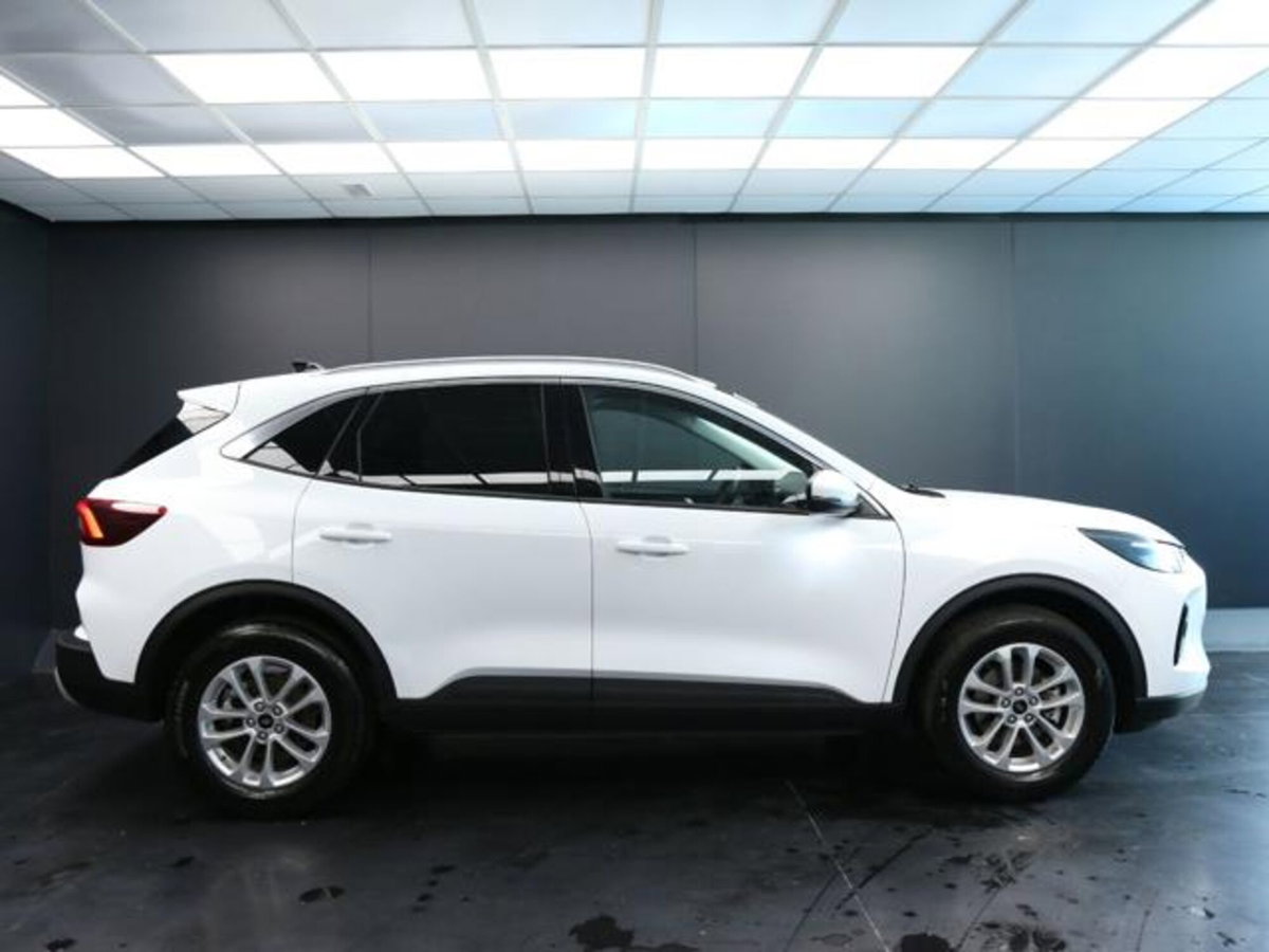 Ford Kuga 2.5 full hybrid Titanium 2wd 180cv auto (6)