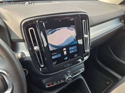 Volvo XC40 T4 Recharge Plug-in Hybrid Inscription (15)