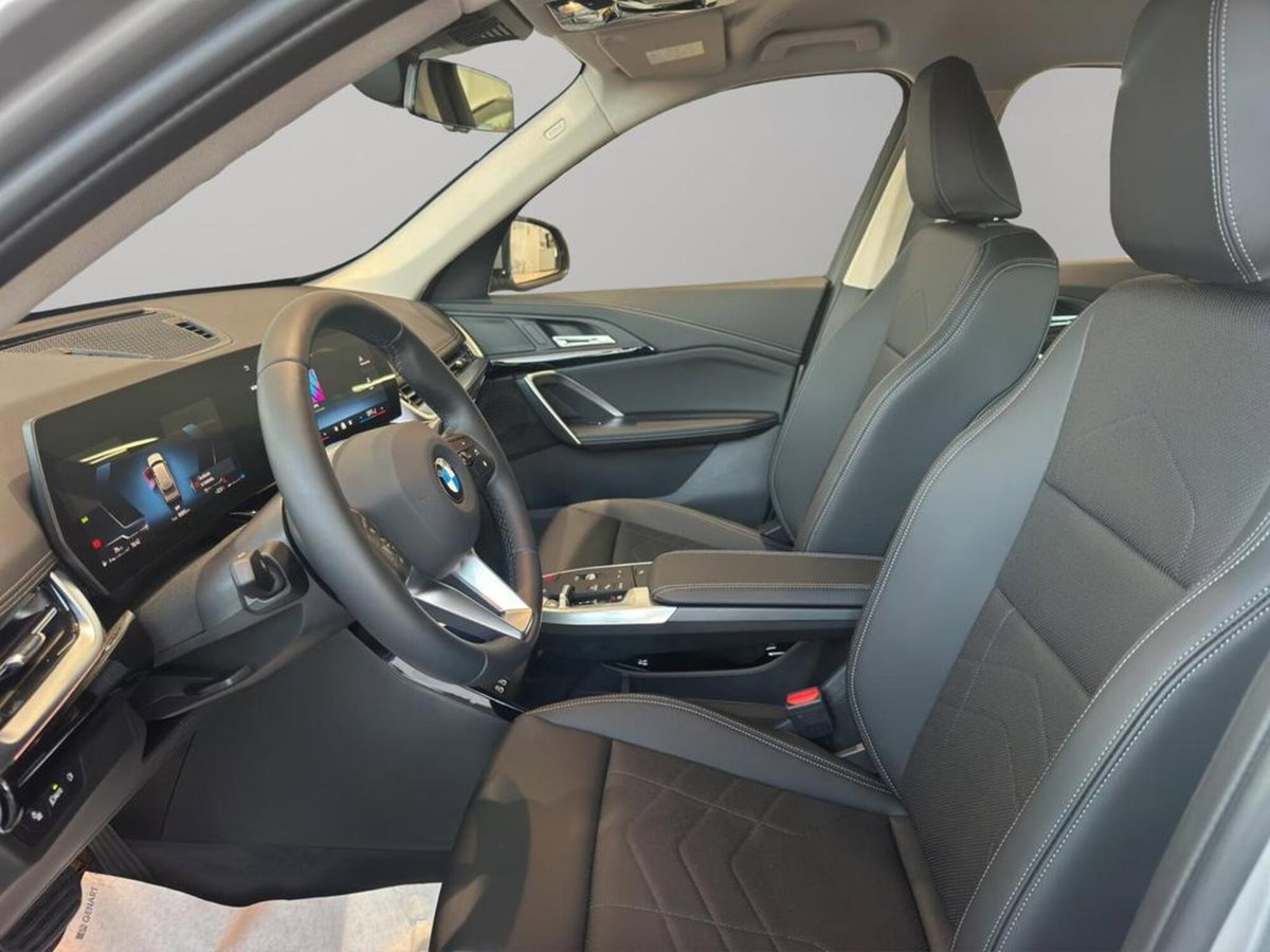 BMW X1 sdrive18i X-Line auto (10)