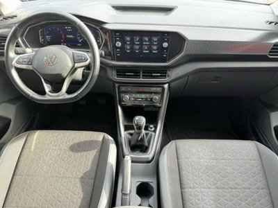 Volkswagen T-Cross 1.0 TSI 110 CV Sport (2)