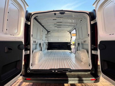Renault Trafic Furgone T29 2.0 dCi 120CV PL-TN Furgone Ice Plus (8)